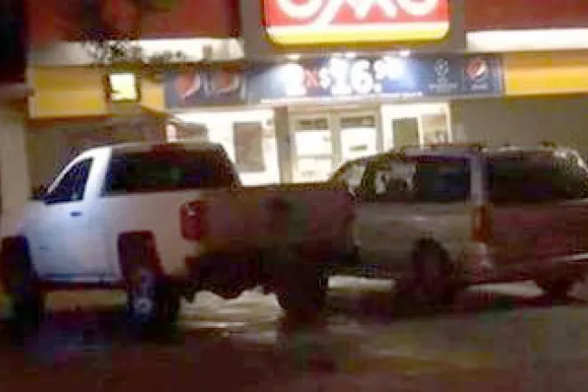 Roban celulares en tienda de conveniencia