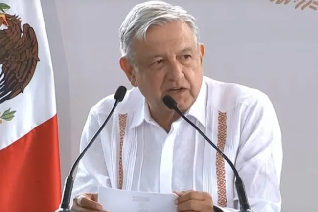 'El elefante ya está en pie, pero hace falta que camine': López Obrador