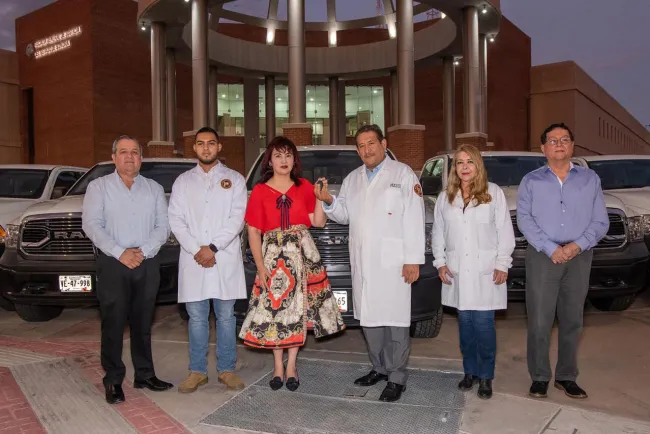 Equipa FGJE varias áreas con vehículos