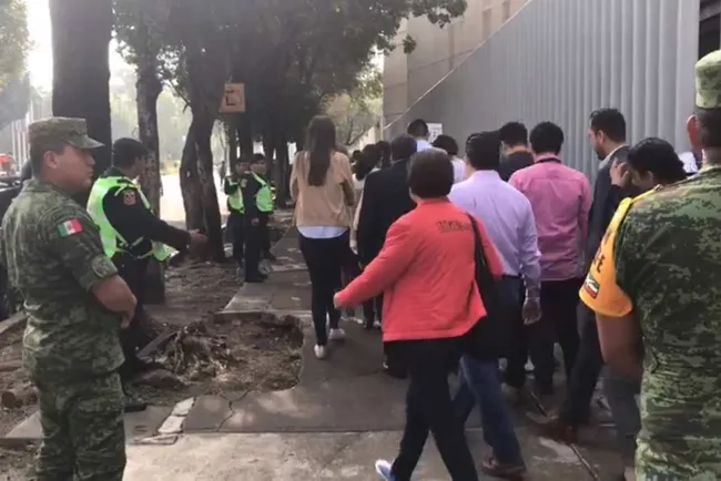 Realizan macrosimulacro en la Ciudad de México