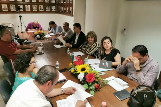 Integran Comité de Nomenclatura