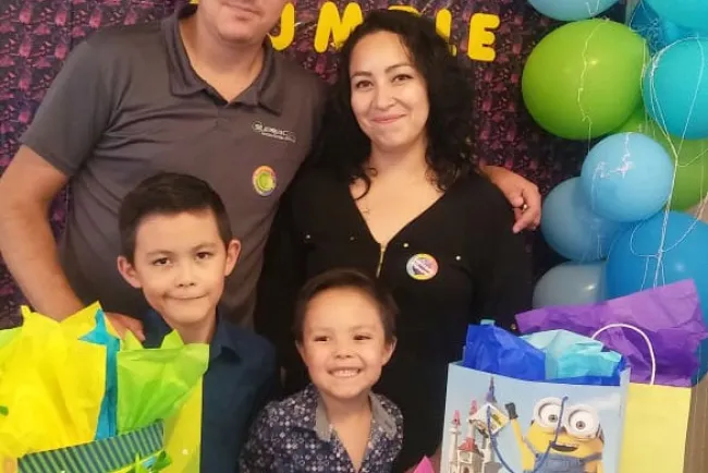 Festejan a Isaías Félix