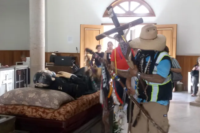 Cumplen manda a San Francisco