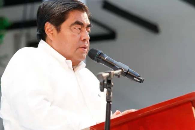 Que se queden sentados: Barbosa a quienes exigen disculpas por sus dichos