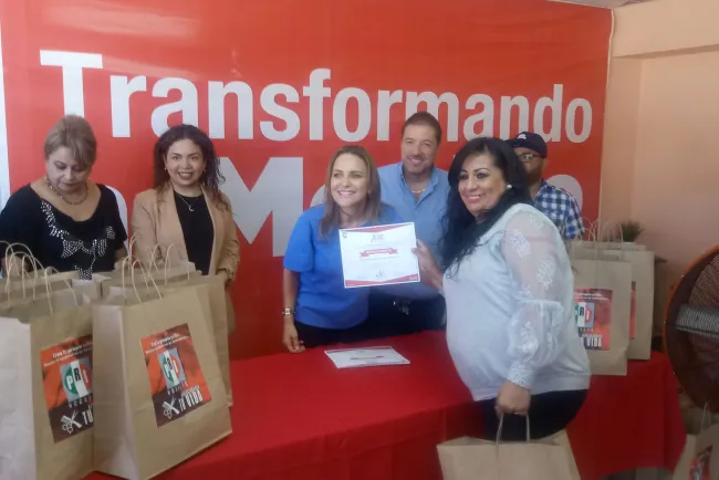 Clausuran taller de corte de cabello