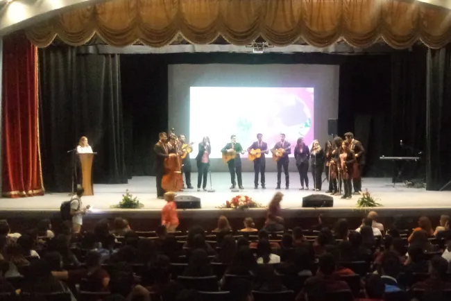 Celebran Día de la Lucha contra el Cáncer