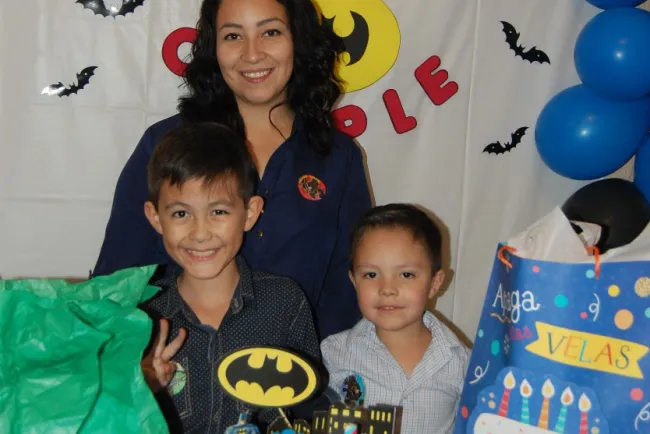 Elías Félix festeja rodeado de amor