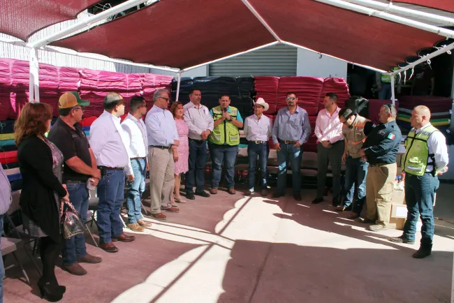 Entregan apoyos a 10 municipios