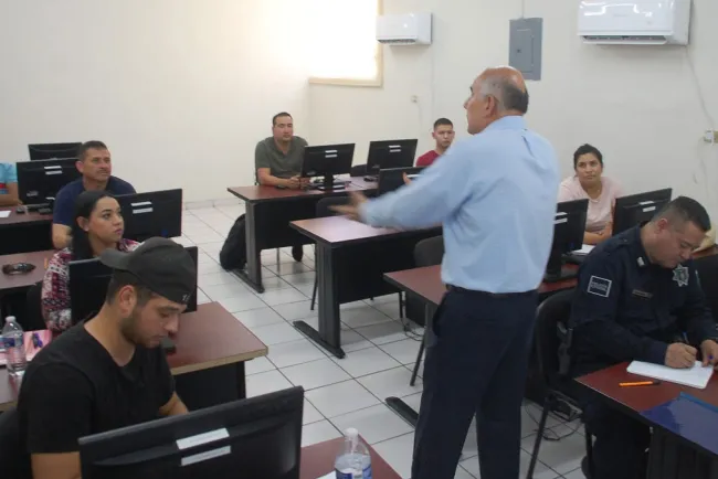 Inicia ISSPE Licenciatura en materia de Seguridad