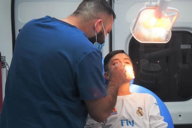 Atienden a vecinos de la colonia San Carlos