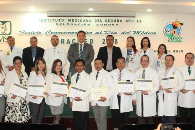 Reconocen a médicos sonorenses en el IMSS