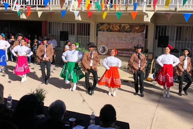 Realizan Muestra Gastronómica