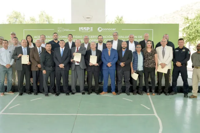 Recibe ISSPE nueva acreditación