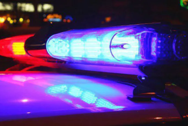 Balean a cinco adolescentes