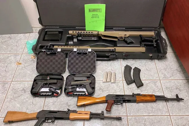 Traía menor arsenal a México