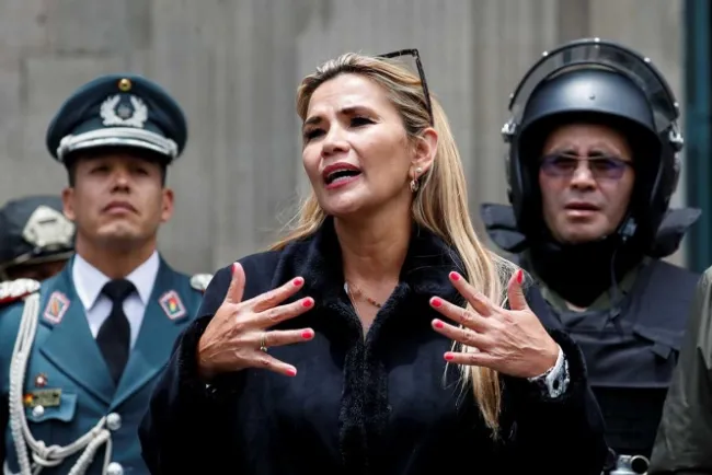 'Me dan mucha pena los mexicanos': presidenta de Bolivia