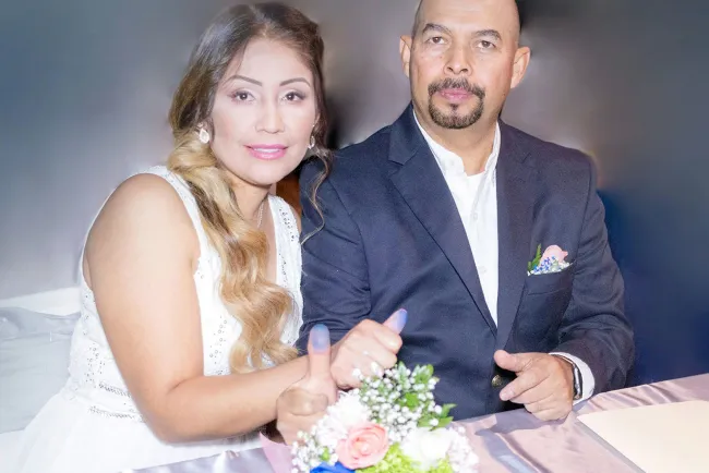 Yasmin y Ramón contraen matrimonio civil
