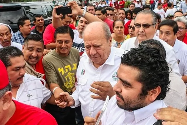 Niegan amparo a sindicato de Pemex; debe revelar convenios de Deschamps