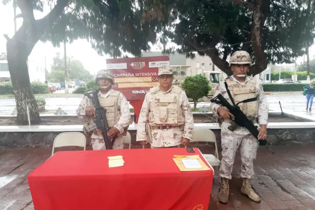 Extienden canje de armas