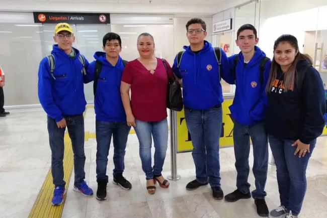 Sobresalen estudiantes sonorenses