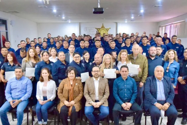 Capacitan a policías del Noroeste