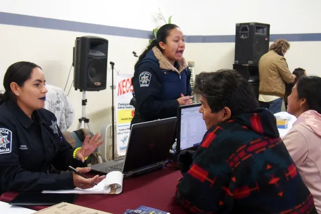 Atienden a nogalenses en salud y prevención
