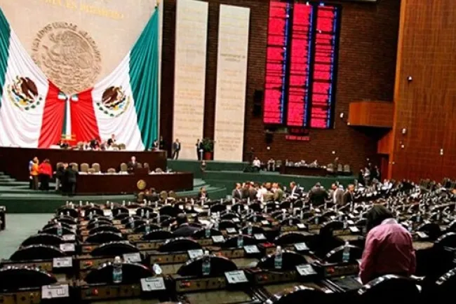 Preparan Ley de Amnistía; perdonarán robo, aborto y narco a pobres