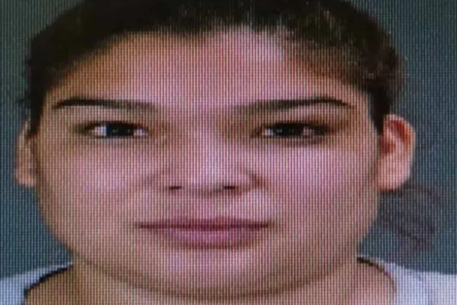 Dan 7 años de cárcel a mujer que explotaba sexualmente a jovencitas