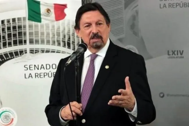 Ve Napo difícil cambiar dictamen de outsourcing