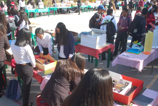 Presentan trabajo final estudiantes de Conalep