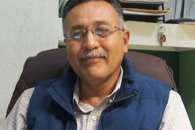 Pausan trabajos de bacheo por lluvias