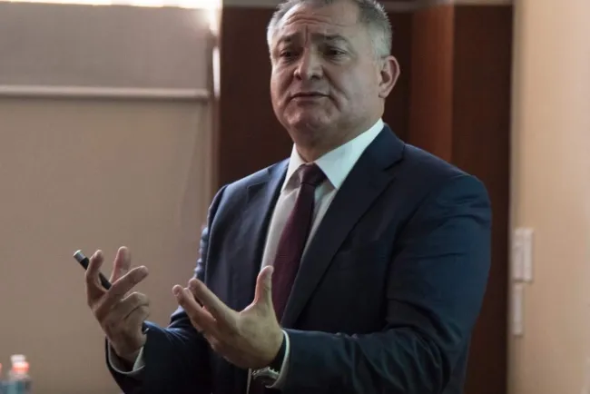 UIF congeló cuentas de García Luna esta semana: Santiago Nieto