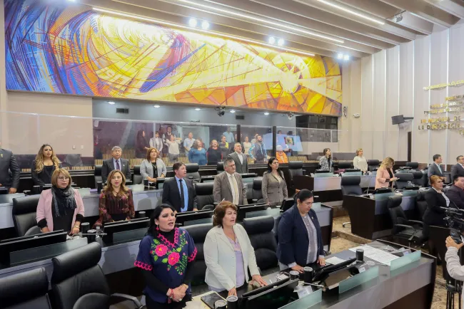 Garantiza recursos a municipios