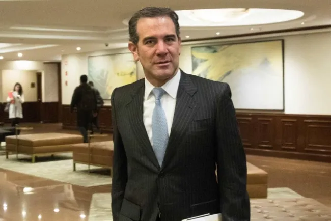 Solicitudes de nuevos partidos se definirán en febrero: INE