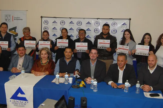 Reconocen a emprendedores