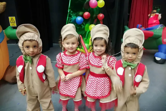 Alumnos de Kínder Malu presentan Gran musical Navideño