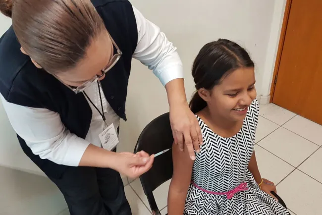 Insiste Salud Sonora en aplicación de la vacuna contra la influenza