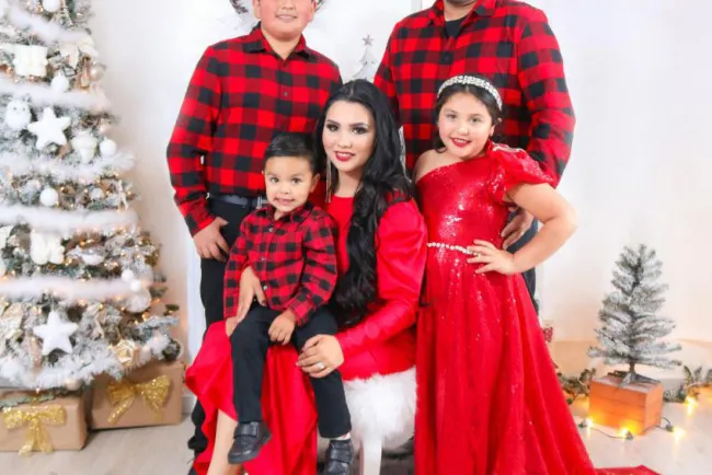 Familia Campos Quiñonez esperan la Navidad