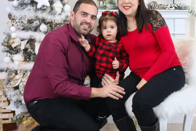 Felices fiestas para la familia Elías Higuera