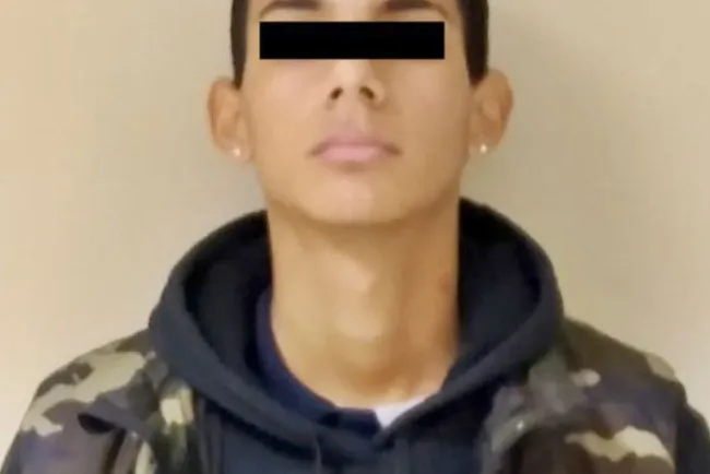 Deportan por Nogales a buscado en Arizona