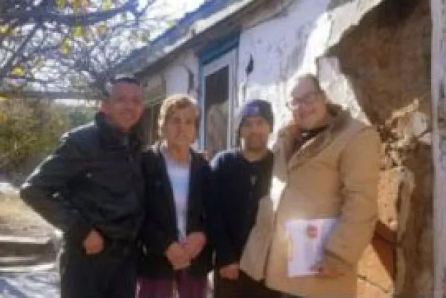 Apoyan a afectados por la nieve