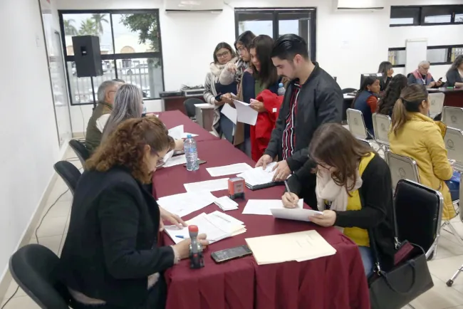 Replicarán proceso de asignación de docentes