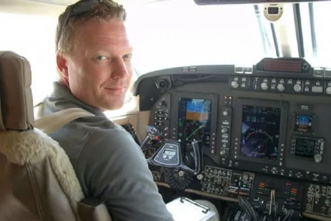 Asesinan a piloto de Arizona