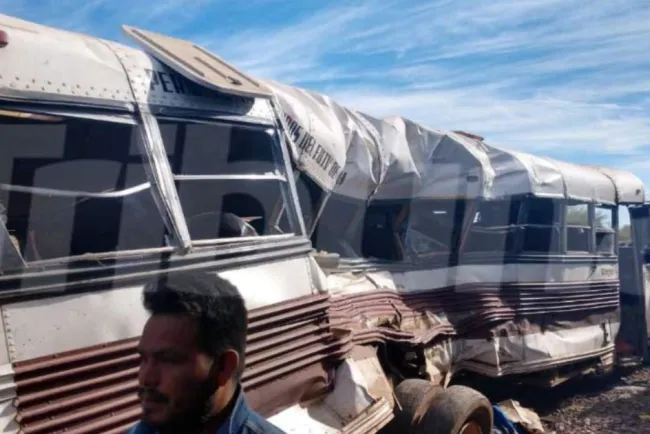 Mueren siete en “trenazo”