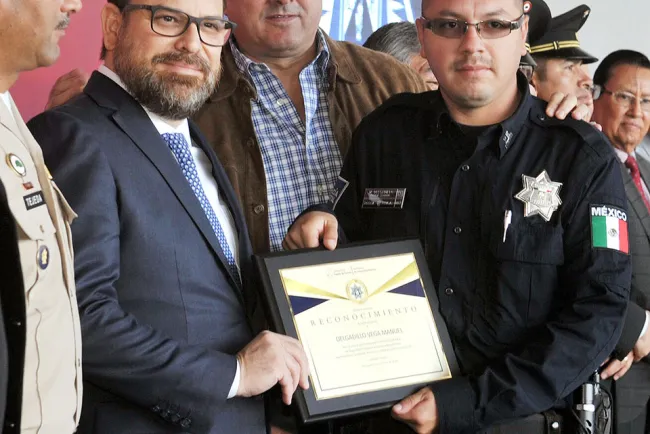 Reconocen a los policías estatales