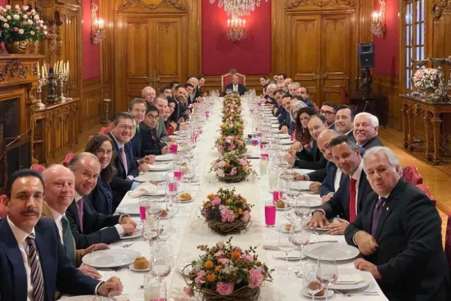 López Obrador y gobernadores reafirman compromiso de trabajar juntos