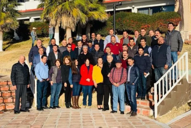 Ratifican a Presidenta Colegio de Ingenieros