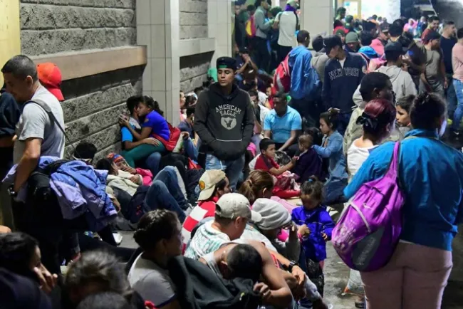 Nueva caravana migrante parte de Honduras rumbo a EU