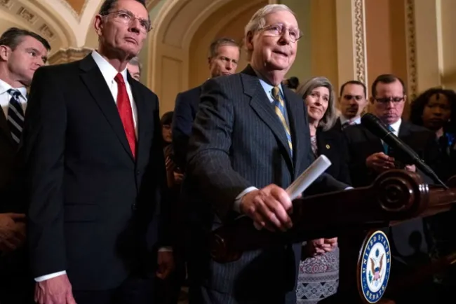 Senado de EU ratifica el T-MEC; espera su promulgación