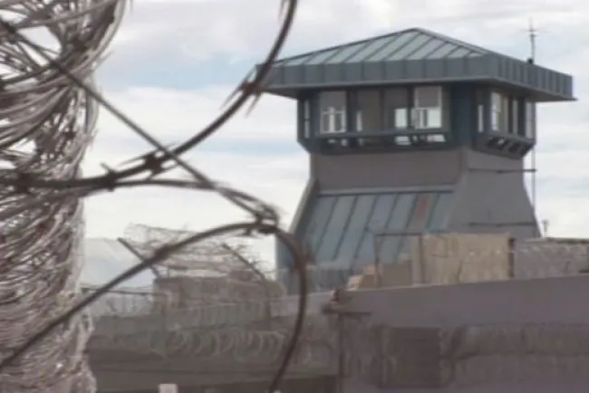 Cerrará Gobernador Prisión de Florence